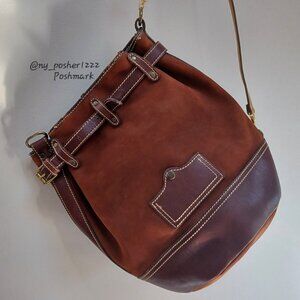 𝖥𝖱𝖠𝖭𝖢𝖤𝖲𝖢𝖮 𝙱𝙸𝙰𝚂𝙸𝙰 Leather Bucket Bag 🟤